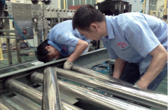 中驱员工滚筒安装现场